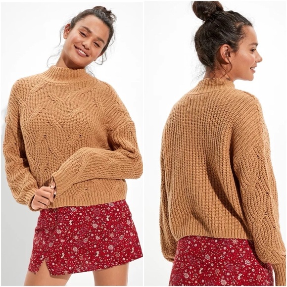 AMERICAN EAGLE Knit Mock Neck Sweater - Picture 1 of 5